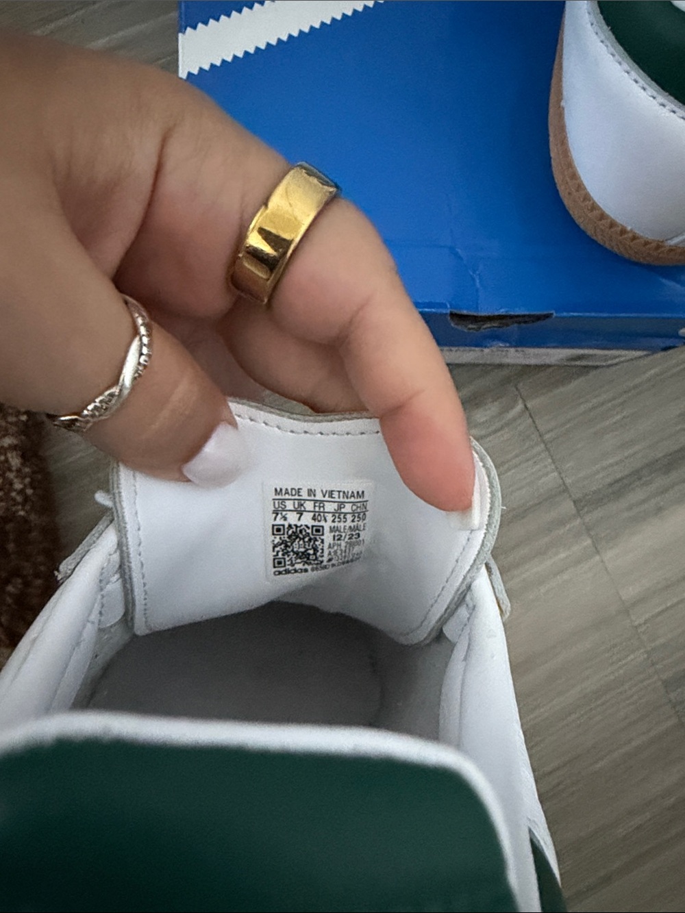 adidas White and Green Samba Sneakers with Gum Sole - Picture 5 of 8